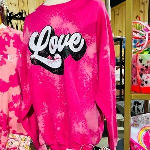 LOVE SWEATSHIRT